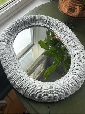 White Wicker Round Wall Mirror